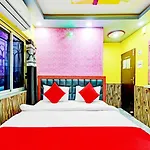Goroomgo Happy Stay Kolkata