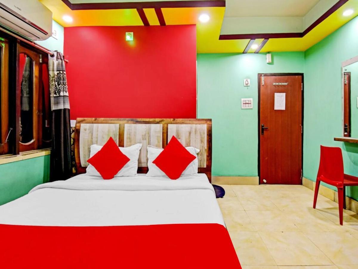 Goroomgo Happy Hotel 3*