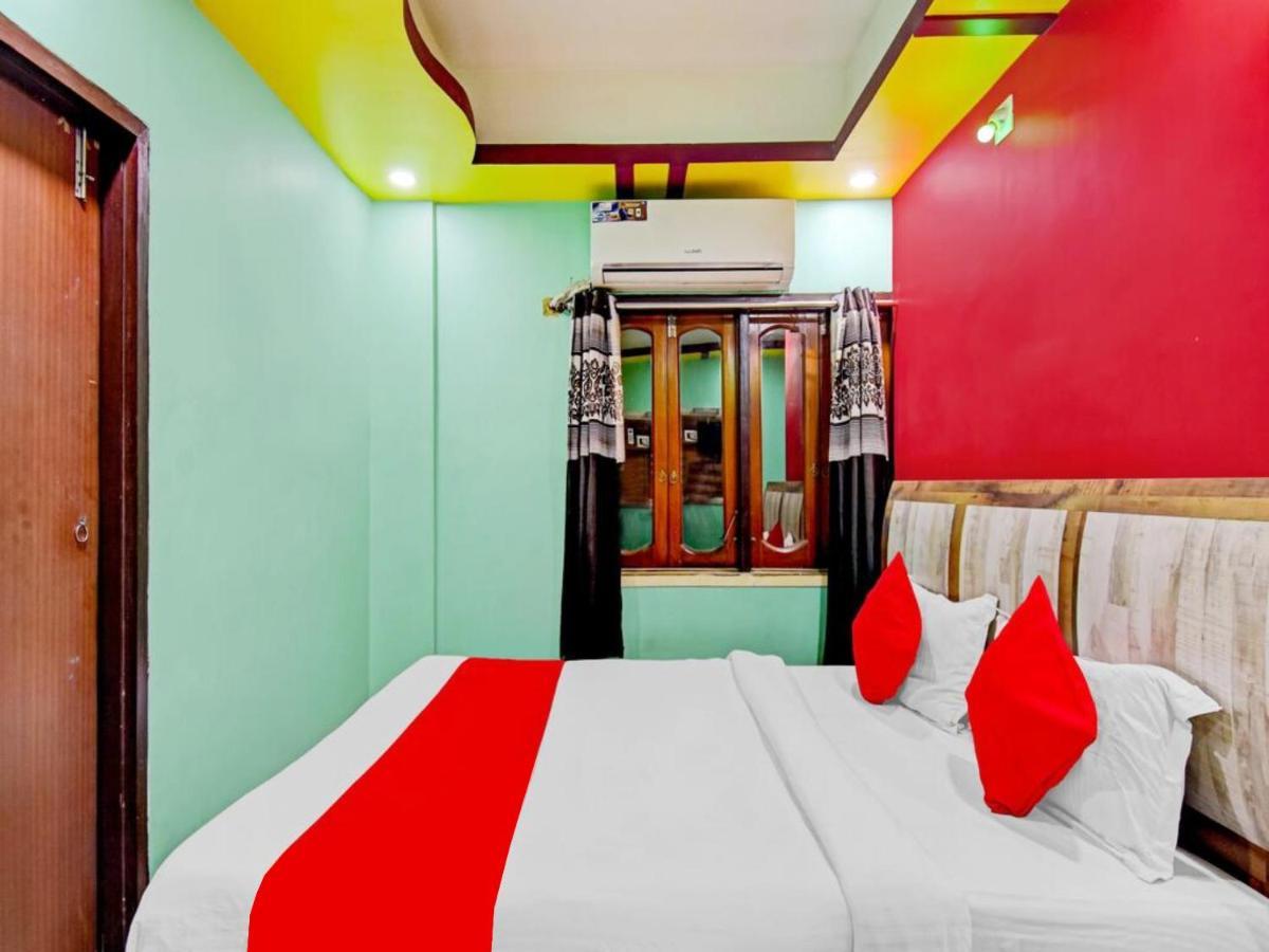 Goroomgo Happy Hotel 3*